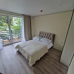 2rest Aparthotel