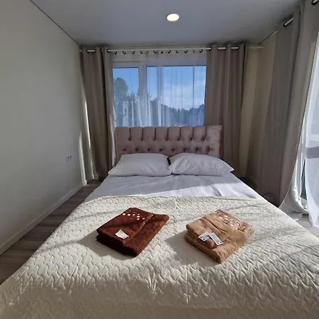 Ξενοδοχείο με διαμερίσματα 2rest 3*